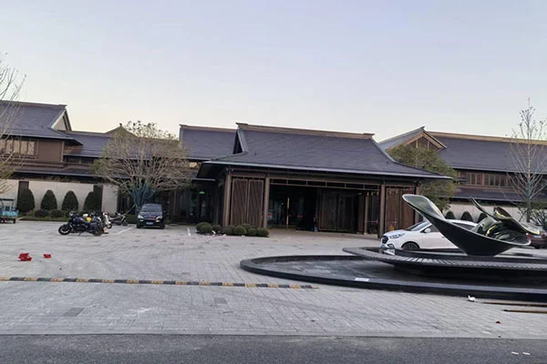 Blueway-hotellin uima-allasprojekti: Runquan Kaiyuan Mingting (Longwu Tea Town Branch)